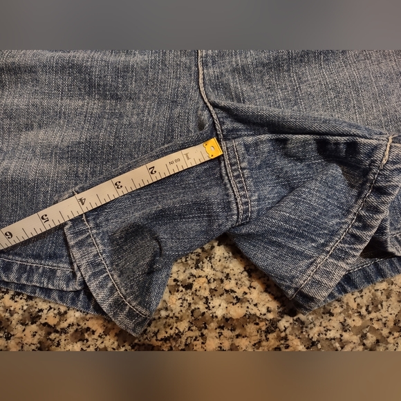 Tommy Hilfiger Women's Jean Shorts, Size 10 - Picture 8 of 9